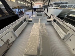 Yate de Recreo de Aluminio de 11.6m (36 pies) con Cabina, Barco Rápido para Pasajeros y Tripulación, Barco de Buceo de Recreo en Venta con Motor Fuera de Borda - Product Image 5