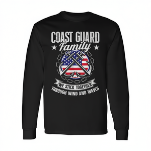 Camiseta familiar de manga larga de la Guardia Costera con diseño de bandera estadounidense y ancla para apoyo militar - Product Image 2