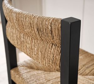Silla de Bar de madera de estilo perfectamente elegante y elevada con asiento de algas marinas tejidas a mano y taburete de respaldo para uso en exteriores y restaurantes - Product Image 6