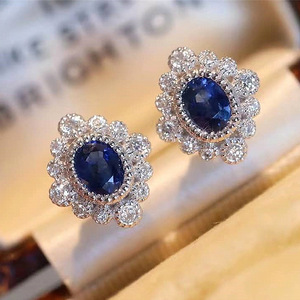 Orecchini a Perno Vintage a Forma di Diamante Blu con Fiore per Donne, Eleganti Accessori per l'Orecchio da Indossare Ogni Giorno - Product Image 1