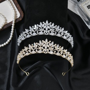BELLE WORLD Tiara Floreale con Zirconi per Donne, Eleganti Accessori per Capelli da Sposa, Decorazioni per Feste Sweet 16 - Product Image 4