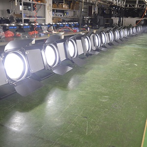 Đèn sân khấu <span class=keywords><strong>LED</strong></span> 200W bán chạy trực tiếp từ nhà máy, đèn chiếu chùm COB trắng zoom trong nhà, nguồn sáng laser mềm, lấy nét điện tử - Product Image 5