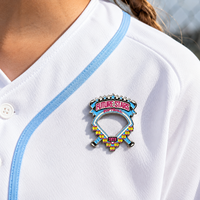 Pins de collection personnalisés en émail souple pour softball, avec logo d'équipe personnalisé, badge en métal plaqué argent, design découpé, moderne et traditionnel