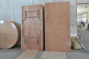 Tavolo Pieghevole in Legno per Feste - Product Image 5