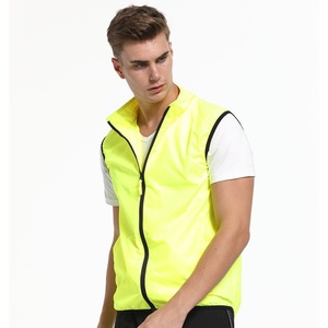 Chaleco de Seguridad Ajustable de Alta Visibilidad, Transpirable, con Cinta Reflectante Fluorescente, Logotipo Personalizado, Color Personalizado, 100% Poliéster - Product Image 3