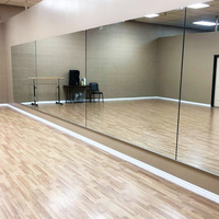 Miroirs muraux et de sol rectangulaires sans cadre de taille personnalisée Miroirs décoratifs de sécurité pour studio de danse et salle de sport de haute qualité