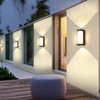 Projecteur LED extérieur en aluminium, lampe murale étanche pour panneaux publicitaires, numéros de maison, balcons, porches, patios