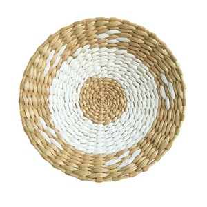 Assiette ronde tissée à la main en herbe naturelle, style marocain, décoration murale bohème pour salon et chambre. - Product Image 5