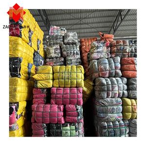 Hissen Venta <span class=keywords><strong>al</strong></span> por <span class=keywords><strong>Mayor</strong></span> de Contenedores de <span class=keywords><strong>Ropa</strong></span> Usada de Marca, Fardos de <span class=keywords><strong>Ropa</strong></span> Vintage de <span class=keywords><strong>España</strong></span>, <span class=keywords><strong>Ropa</strong></span> Premium de Segunda Mano para Hombre - Product Image 5
