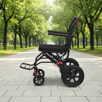 Fauteuil roulant de voyage pliable léger, compact et portable pour personnes âgées, avec freins verrouillables et siège confortable