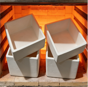 Creuset de fusion carré en céramique d'alumine résistant aux hautes températures pour la fonderie de l'acier et les pièces en céramique fondues - Product Image 5
