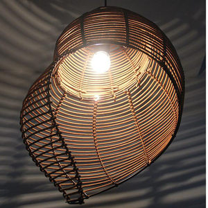 Lustre en rotin naturel en forme d'escargot, style rustique Wabi-sabi <span class=keywords><strong>japonais</strong></span>, idéal pour restaurant, hôtel, pizzeria, ou magasin de nouilles, luminaire artistique en forme de coquillage. - Product Image 4