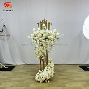 Candelabro Alto de Metal con Marco Metálico de Fábrica SMOOTH, Decoración para Banquetes de Boda y Restaurantes - Product Image 1
