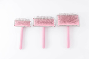 Nhà Máy Bán Hàng Trực Tiếp Gỗ Xử Lý Thêm Thép Không Gỉ <span class=keywords><strong>Pin</strong></span> Pet Tóc Loại Bỏ Bàn Chải Lược - Product Image 5