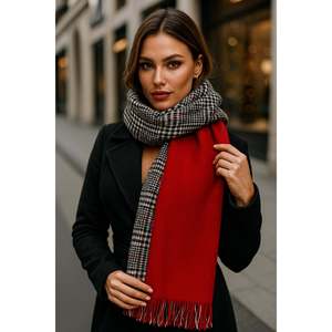 ผ้าพันคอไหมแคชเมียร์ลายสก็อตสีดำยาว แฟชั่นฤดูหนาว พิมพ์ลายโลโก้ตามสั่ง ทันสมัยและอบอุ่น รุ่น Sal1212 - Product Image 3