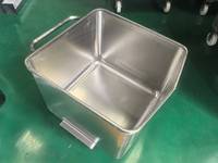 Chariot à viande robuste 600L Euro Bin en acier inoxydable 304 avec roulement pour usine d'assaisonnement de boulangerie et cave