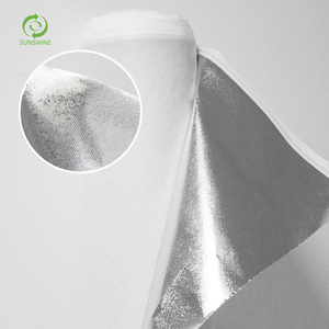 Tùy chỉnh <span class=keywords><strong>PP</strong></span> dập nổi nhiều lớp không dệt tái chế polypropylene vải cuộn nguyên liệu tráng nhôm foil PE phim cho túi - Product Image 4