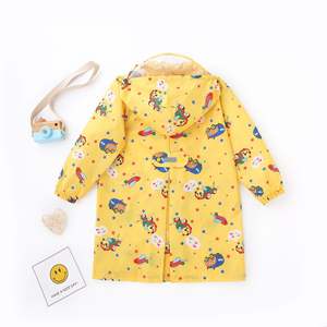 Enfant 100% Polyester Imperméable Enfants Imprimé Manteau De <span class=keywords><strong>Pluie</strong></span> Enfants <span class=keywords><strong>Veste</strong></span> De <span class=keywords><strong>Pluie</strong></span> <span class=keywords><strong>Fille</strong></span> Imperméable Coupe-Vent Imperméable Sac À Dos Place - Product Image 5