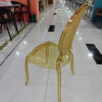 Chaise empilable transparente en plastique personnalisée pour événements, chaise de réception en cristal pour mariage, réception en plein air, jardin, fête