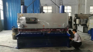 Cisaille à métaux automatique CNC de qualité supérieure, machine de découpe à guillotine CNC - Product Image 5