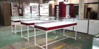 Vitrines de tabac en verre personnalisées en usine CBD Store avec lumière LED pour comptoir de magasin de fumée
