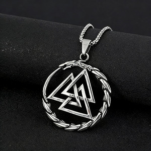 Yunnique – pendentif triangulaire Viking en acier inoxydable, design géométrique, collier pour hommes, style rétro Punk, bijoux à breloque Dragon creux - Product Image 3