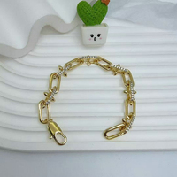Bracelet en laiton plaqué or avec zircon et étoile brillante, fait main, avec pendentif cœur poli, cadeau tendance pour anniversaire ou occasion spéciale