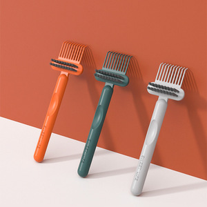 Pulitore per Pettine 2-in-1 con Spazzola e Setole per Rimuovere Capelli, Polvere e Sporco, per Casa e Salone G25-753 - Product Image 2