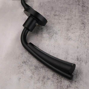 Manija de Puerta Redonda Negra Mate con Cerradura, Manija Interior con Acabado Negro Mate, Palancas Mecánicas Simétricas - Product Image 3