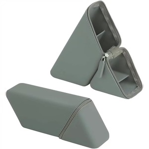 Sac de rangement pour maquillage en silicone, petite trousse à cosmétiques résistante à l'eau avec fermeture éclair, pour les voyages et l'usage quotidien - Product Image 5