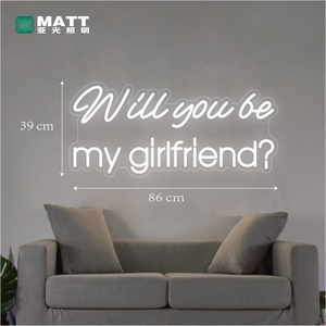 MATT 2023 Fabrication d'usine 86 cm Voulez-vous être ma petite amie? Décoration douce pour mariage en utilisant une enseigne au néon d'intérieur personnalisée - Product Image 1