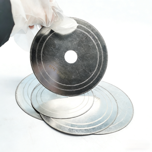 Lame <span class=keywords><strong>de</strong></span> découpe professionnelle OEM <span class=keywords><strong>de</strong></span> précision 120x0.3x20mm pour le déjointoiement, avec dents biseautées, pour meuleuse d'angle sur carrelage et pierre - Product Image 1