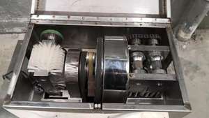 Máquina peladora <span class=keywords><strong>de</strong></span> <span class=keywords><strong>caña</strong></span> <span class=keywords><strong>de</strong></span> azúcar <span class=keywords><strong>de</strong></span> alta calidad, equipo automático <span class=keywords><strong>de</strong></span> pelado resistente para procesamiento <span class=keywords><strong>de</strong></span> <span class=keywords><strong>caña</strong></span> <span class=keywords><strong>de</strong></span> azúcar y tiendas <span class=keywords><strong>de</strong></span> jugos - Product Image 2