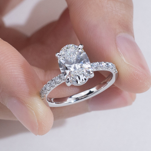 Anillo de Lujo para Mujer con Diamante Ovalado Cultivado en Laboratorio, Oro Sólido de 18K, Certificado IGI, Modelo MSR-2050 - Product Image 4