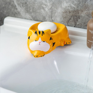 Cartoon Ceramic <b>Soap</b> Dish Irregular Shape Drainable For Bathroom Vanity Storage - Product Image 3