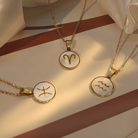 Collier pendentif chaîne sportive en acier inoxydable plaqué or 18 carats avec signes du zodiaque en coquillage blanc MW Twelve
