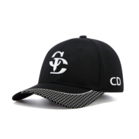 Gorra de Golf Personalizada al por Mayor de 5 Paneles en Color Sólido, Gorra de Béisbol Deportiva con Visera Curva y Parche de PVC Cortado con Láser
