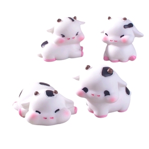 Figuras decorativas de vacas lindas para paisajes transfronterizos, artículos decorativos DIY de alta gama para escritorio y coche - Product Image 5