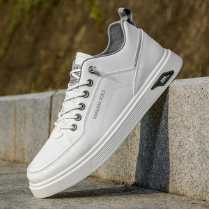 Nouvelles Chaussures Décontractées Blanches Basses pour Hommes Printemps-Automne 2025, Minimalistes, Polyvalentes, Confortables et Respirantes - Product Image 5
