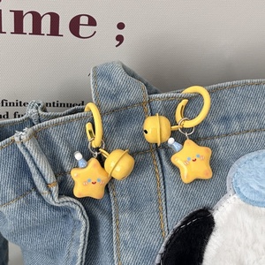 Llavero de resina con diseño de estrella y campana, accesorio de regalo para mejores amigos, colgante kawaii para colgar en la bolsa, venta al por mayor - Product Image 4