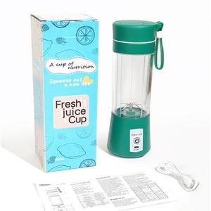 Licuadora Portátil Mini para Frutas, Precio Económico, Segura, Recargable por USB - Product Image 5