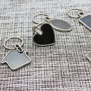 علامة الكلب شعار مخصص ليزر ذهبي تشافيرو معدن <span class=keywords><strong>Gps</strong></span> Qr خدمة طابعة ملونة - Product Image 2