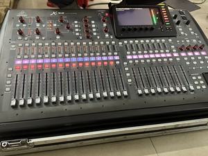 Console de mixage numérique Behringer X32 40 entrées 25 bus avec préamplis <span class=keywords><strong>MIDAS</strong></span> pour tournée de concerts en direct - Product Image 2