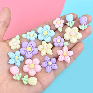 Cabujón de resina de estilo coreano con flores coloridas y base plana, dije de resina Kawaii para accesorios de cabello infantiles - Product Image 2