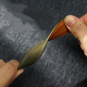 Correa <span class=keywords><strong>de</strong></span> Reloj <span class=keywords><strong>de</strong></span> Cuero Genuino con Patrón <span class=keywords><strong>de</strong></span> Espiga <span class=keywords><strong>de</strong></span> Trigo para <span class=keywords><strong>Apple</strong></span> S11 Ultra 18 20 22 mm, Correa <span class=keywords><strong>de</strong></span> Reloj Universal con Hebilla Magnética - Product Image 4