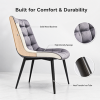 Chaise de salle à manger moderne grise rembourrée, dossier et assise carrés capitonnés, pieds en métal noir pour la maison, le restaurant, l'hôtel