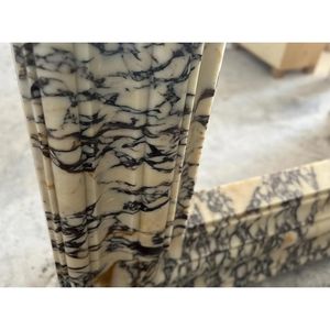 Caminetto in Marmo Calacatta Viola Italiano di Lusso Autoportante, Best Seller per Interni di Hotel, Design Personalizzato - Product Image 3