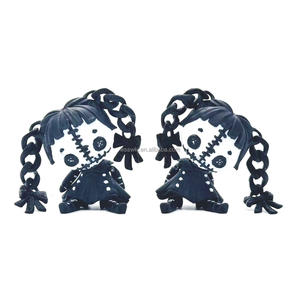 Nouvelle série de poupées d'<span class=keywords><strong>horreur</strong></span> en plastique imprimées en 3D OEM - Petite sorcière d'Halloween, modèle de jouet non toxique à l'échelle 1:12, cadeau pour enfants - Product Image 6