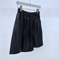 Shorts en cuir mini imperméables décontractés pour femmes, en véritable peau de mouton noire, avec cordon de serrage, taille élastique et poches profondes, pour tous les jours