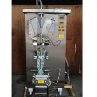 Machine de remplissage et d'emballage automatique de sachets d'eau de 500 ml à moteur pour eau minérale et sachets souples